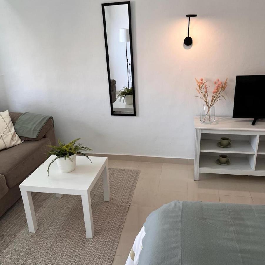 Precioso Estudio Palmeras Con Vistas Al Mar Daire Fuengirola Dış mekan fotoğraf
